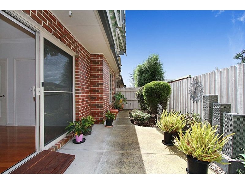 3/87 Thackeray Road, Reservoir VIC 3073