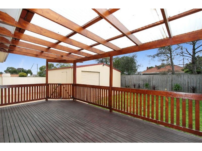 27 Royal Parade, Reservoir VIC 3073
