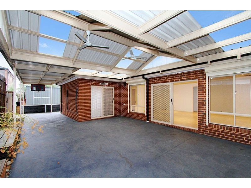 4 Timbarra Court, Craigieburn VIC 3064