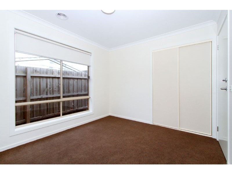 2/3 Bedford Street, Reservoir VIC 3073