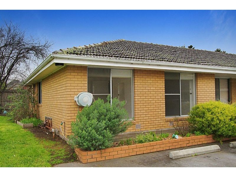 1/70 Purinuan Road, Reservoir VIC 3073