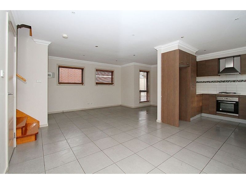 3/29 Storey Road, Reservoir VIC 3073