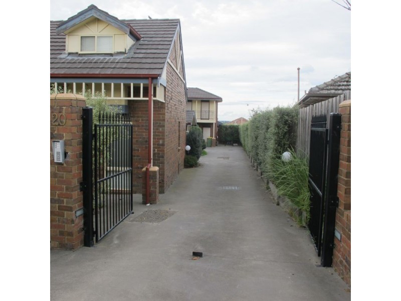 2/20  Doolan Street, Reservoir VIC 3073