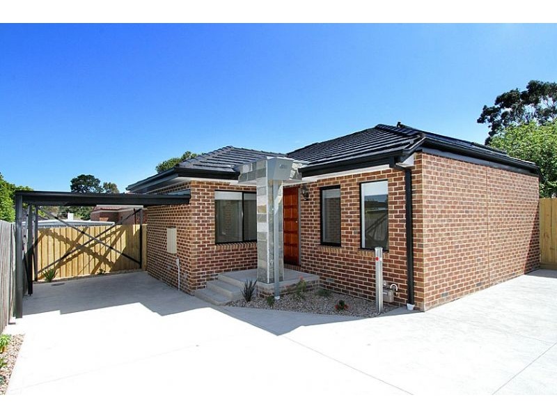 2/23 Dorrington Avenue, Reservoir VIC 3073