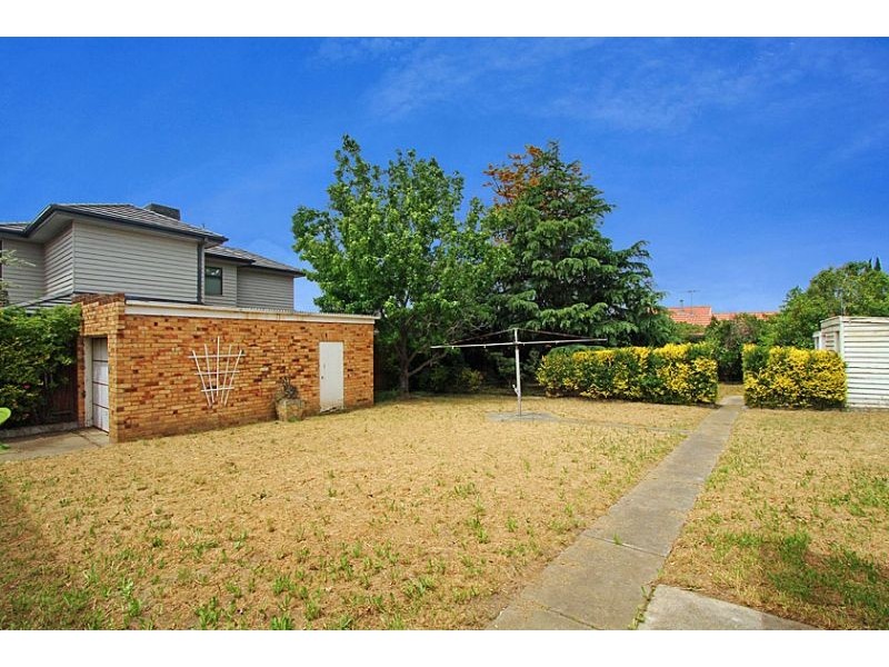 9 Hosken Street, Reservoir VIC 3073