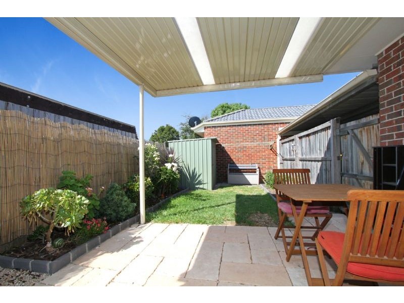 2/78 Strathmerton Street, Reservoir VIC 3073