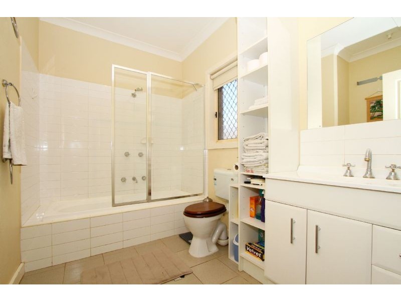 2/78 Strathmerton Street, Reservoir VIC 3073