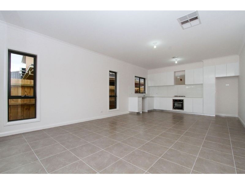 3/57 Lane Crescent, Reservoir VIC 3073