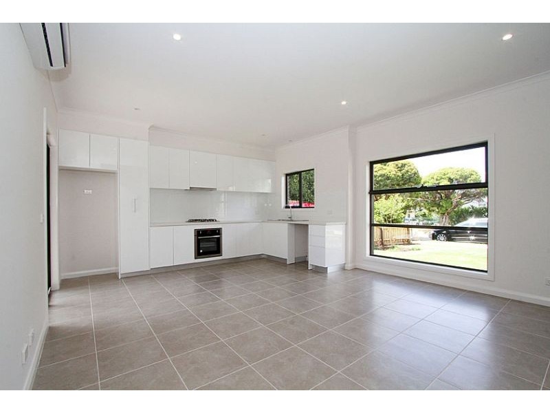 1/57 Lane Crescent, Reservoir VIC 3073