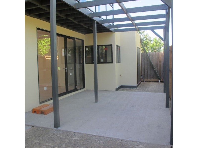 2/35 Taylor Avenue, Reservoir VIC 3073