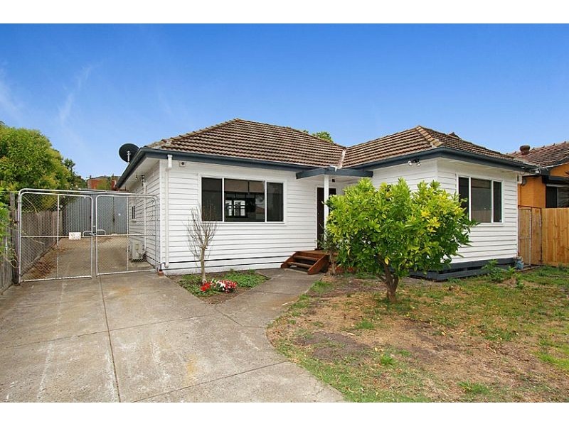 60 Rathcown Road, Reservoir VIC 3073