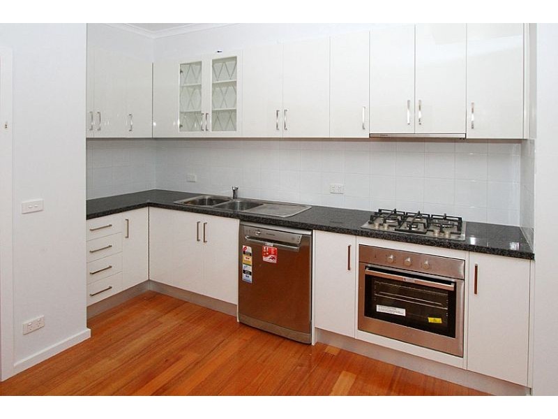 2/50 Darebin Boulevard, Reservoir VIC 3073