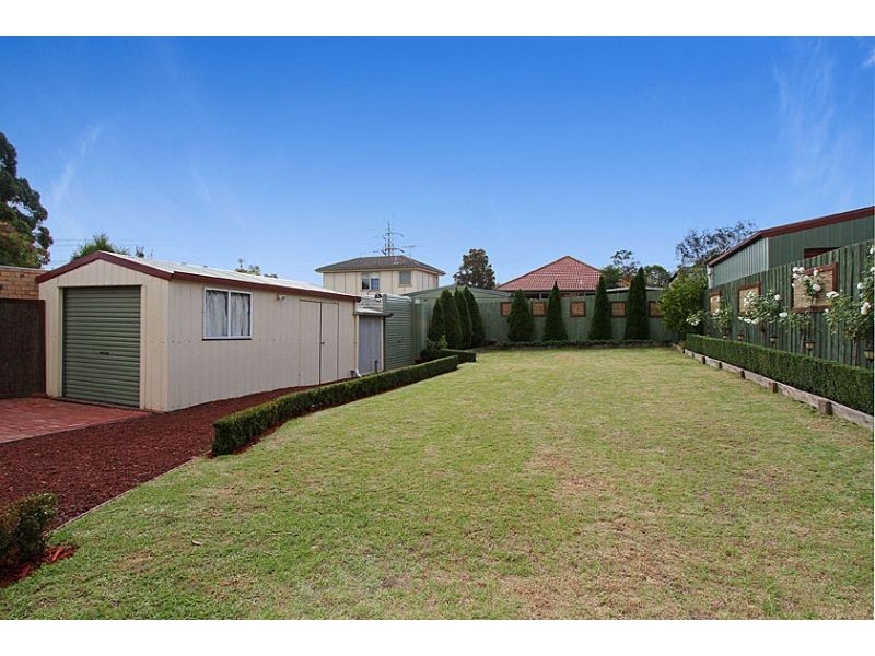 18 Kennedy Street, Reservoir VIC 3073