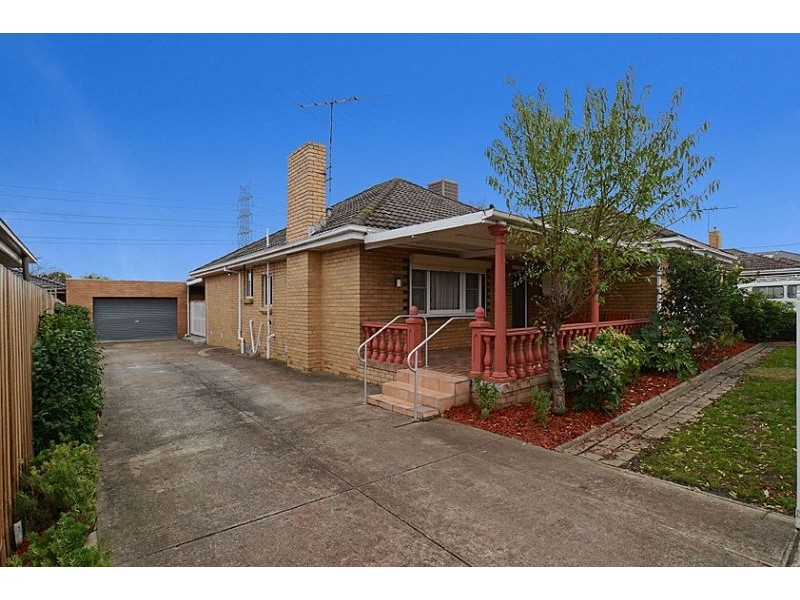 36 Hughes Parade, Reservoir VIC 3073