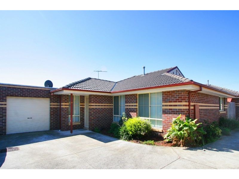 2/5 Smith Street, Reservoir VIC 3073