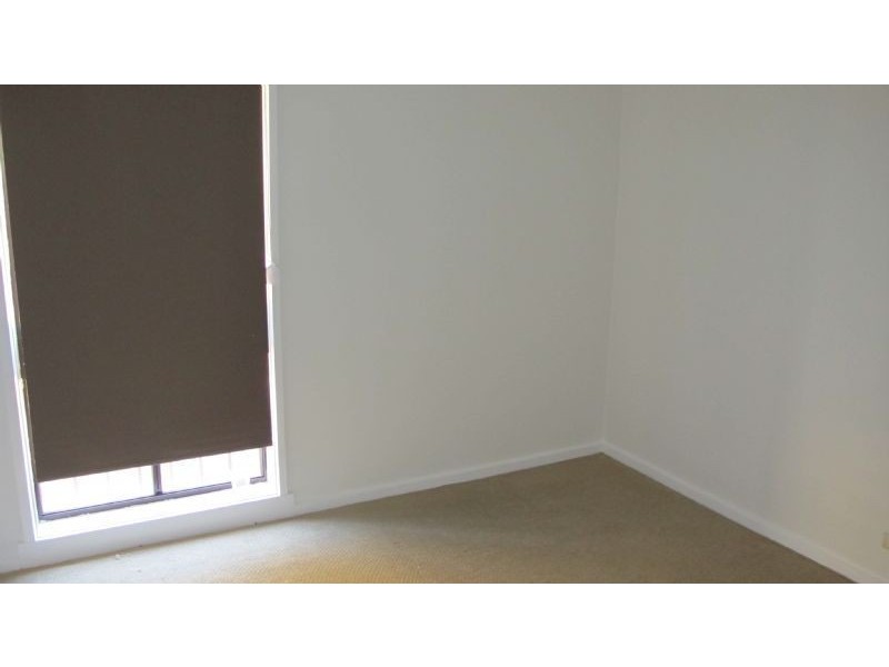 2/1035 Plenty Road, Kingsbury VIC 3083