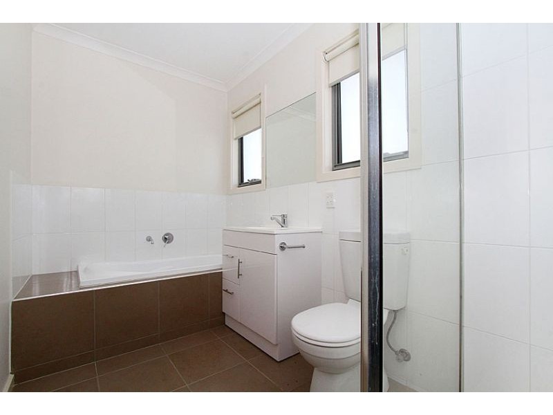 1/209 Spring Street, Reservoir VIC 3073