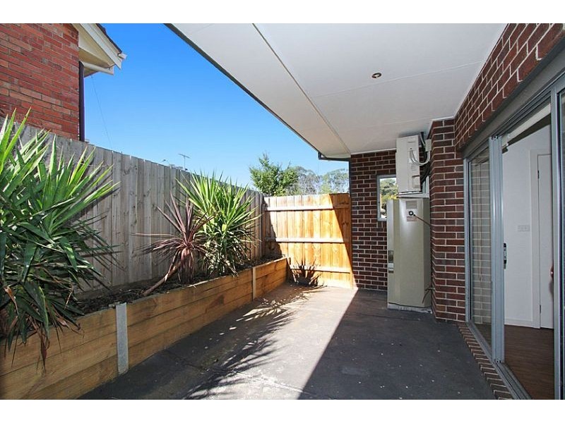 1/209 Spring Street, Reservoir VIC 3073