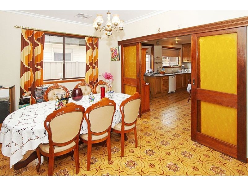 141 St Vigeons Road, Reservoir VIC 3073