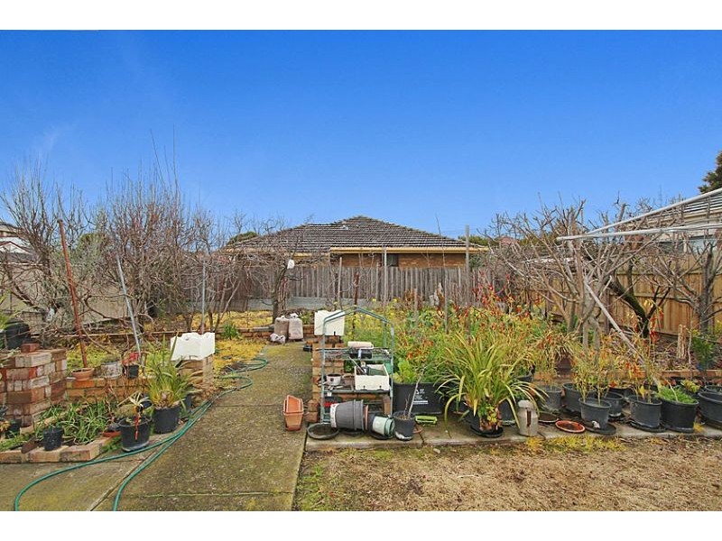 141 St Vigeons Road, Reservoir VIC 3073