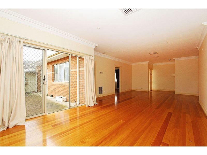 2/47 Northernhay Street, Reservoir VIC 3073