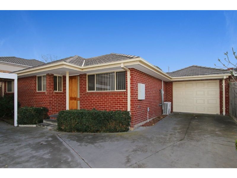 2/24 Nisbett Street, Reservoir VIC 3073