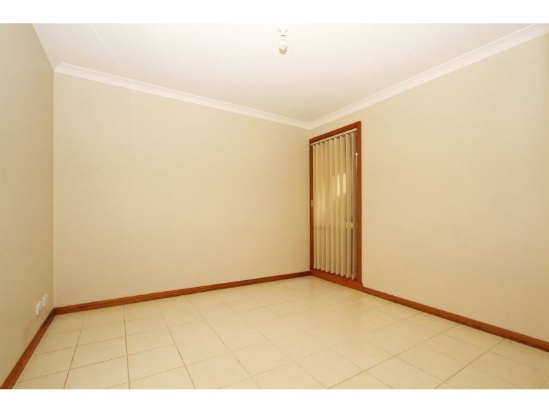 2/24 Nisbett Street, Reservoir VIC 3073