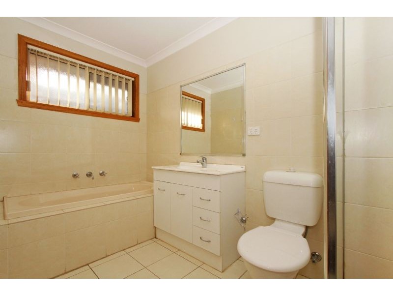 2/24 Nisbett Street, Reservoir VIC 3073