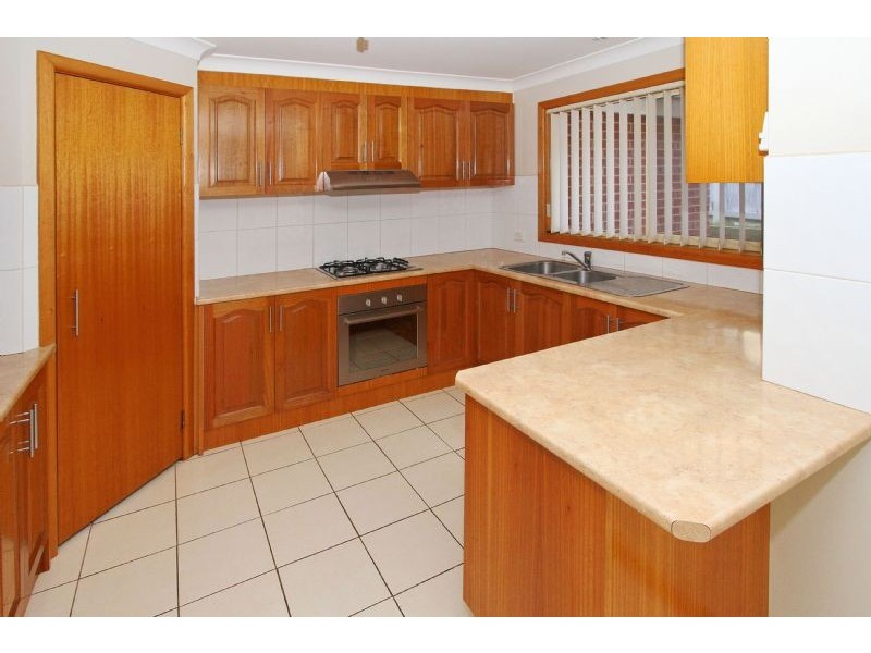 2/24 Nisbett Street, Reservoir VIC 3073