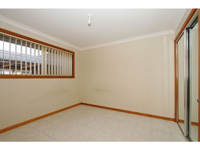 2/24 Nisbett Street, Reservoir VIC 3073