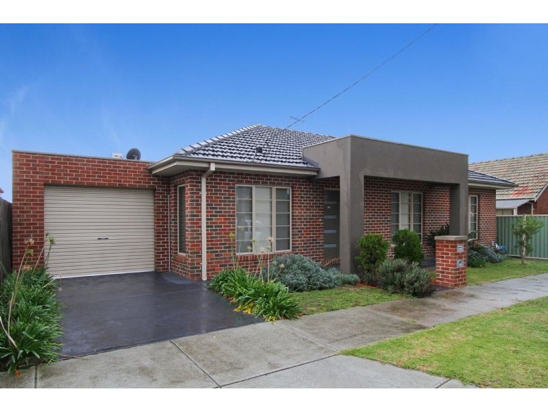 2B Carrol Street, Reservoir VIC 3073