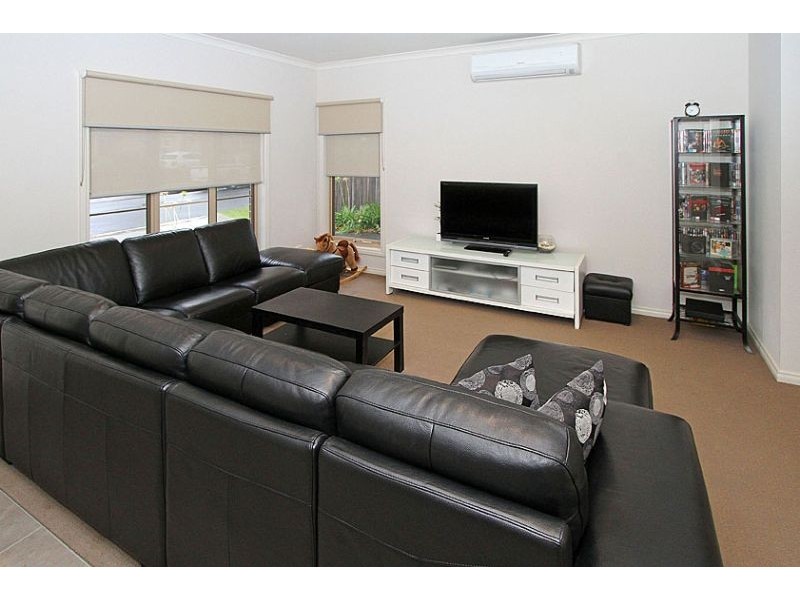 2B Carrol Street, Reservoir VIC 3073