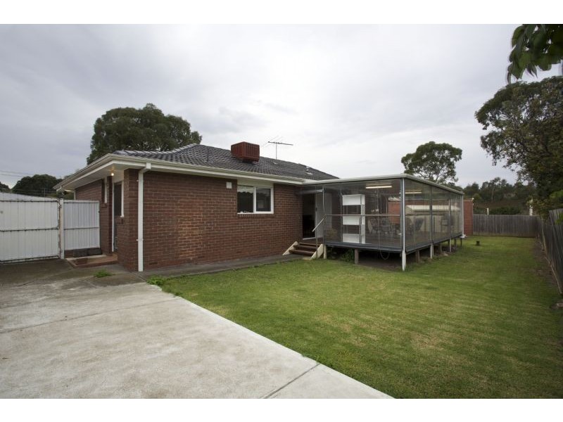 9 Weideman Court, Reservoir VIC 3073
