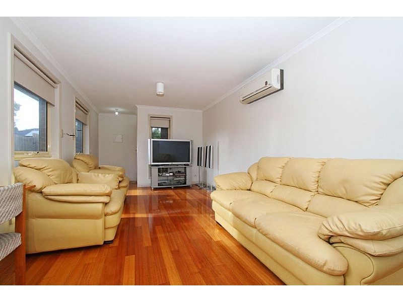 4/30 Heyington Avenue, Thomastown VIC 3074