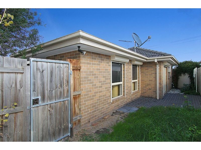 4/30 Heyington Avenue, Thomastown VIC 3074