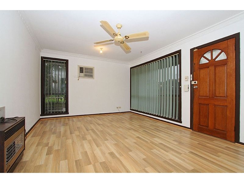 4/2 Lake Street, Reservoir VIC 3073