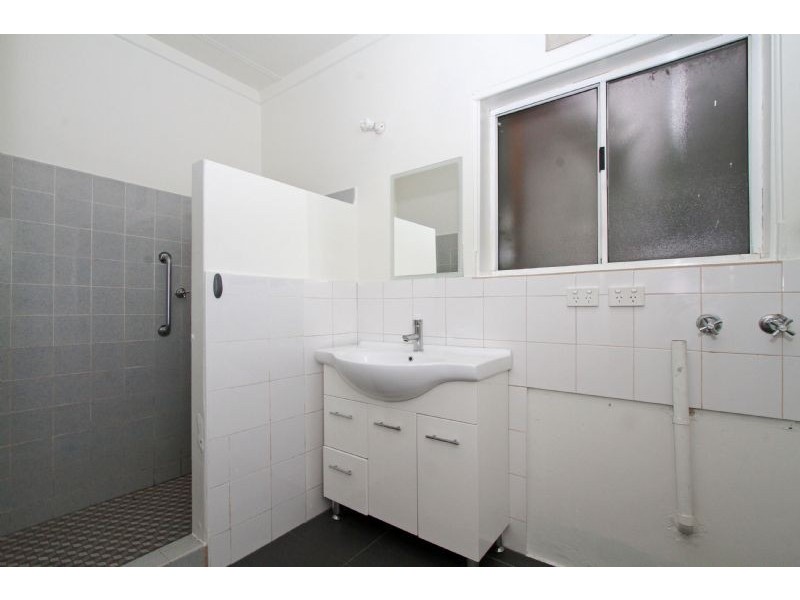 2/94 Delaware Street, Reservoir VIC 3073