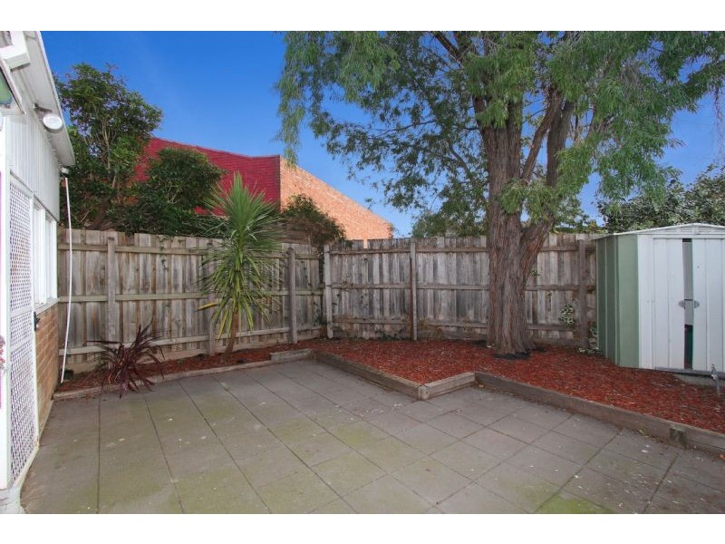 2/94 Delaware Street, Reservoir VIC 3073