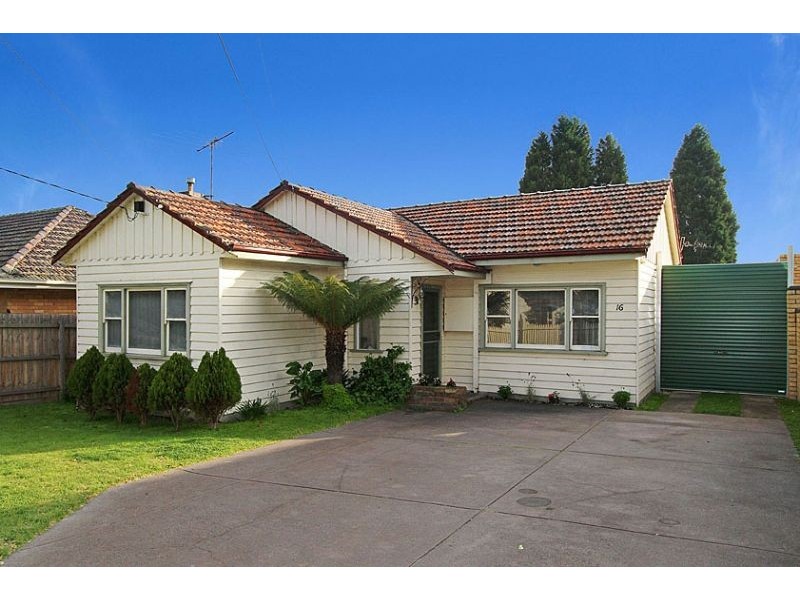 16 Glasgow Avenue, Reservoir VIC 3073
