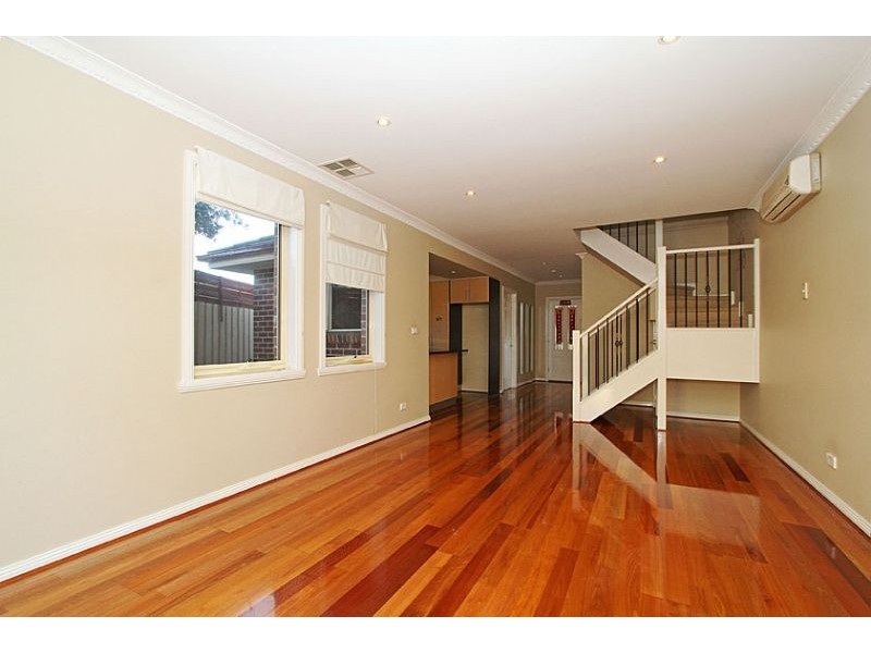 4/109 Hickford Street, Reservoir VIC 3073
