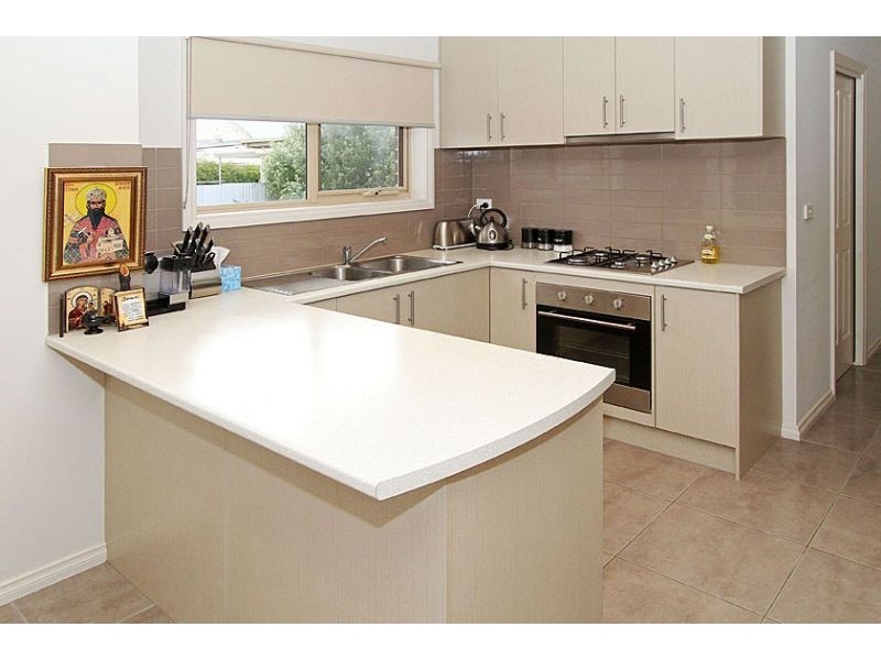 2B Carrol Street, Reservoir VIC 3073