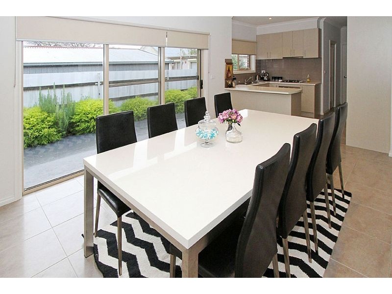 2B Carrol Street, Reservoir VIC 3073