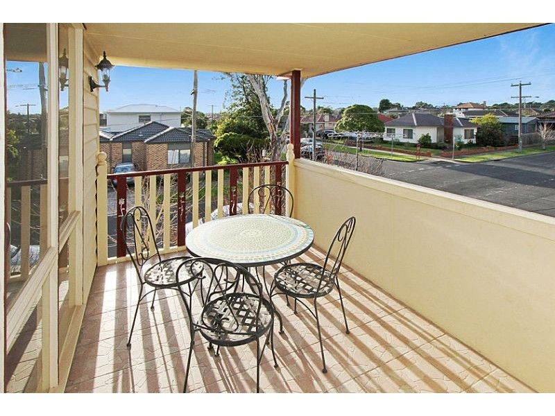 21 Clunes Street, Kingsbury VIC 3083