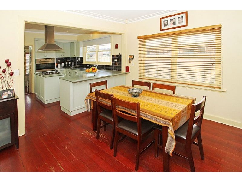 21 Clunes Street, Kingsbury VIC 3083