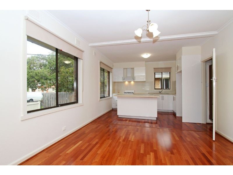 1/21 Kerang Avenue, Reservoir VIC 3073