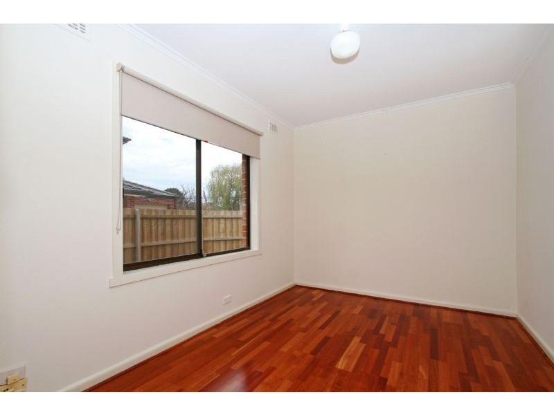 1/21 Kerang Avenue, Reservoir VIC 3073