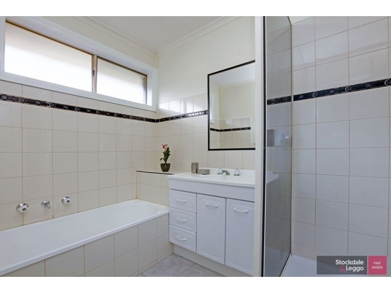 2/5 Smith Street, Reservoir VIC 3073