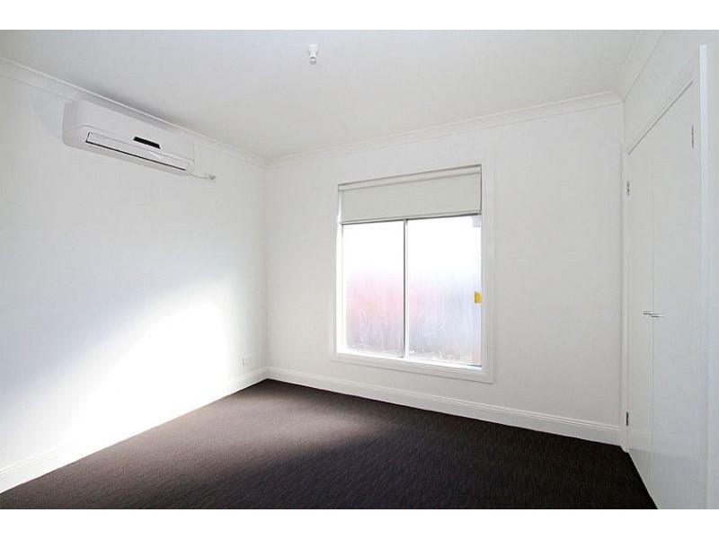 2/28 Edmondson Street, Lalor VIC 3075