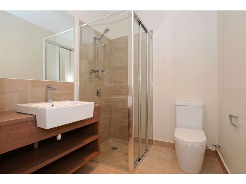 2/3 Arcadia Avenue, Reservoir VIC 3073