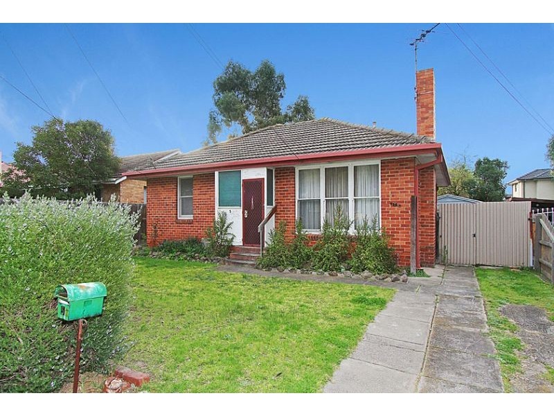 5 Keilor Avenue, Reservoir VIC 3073